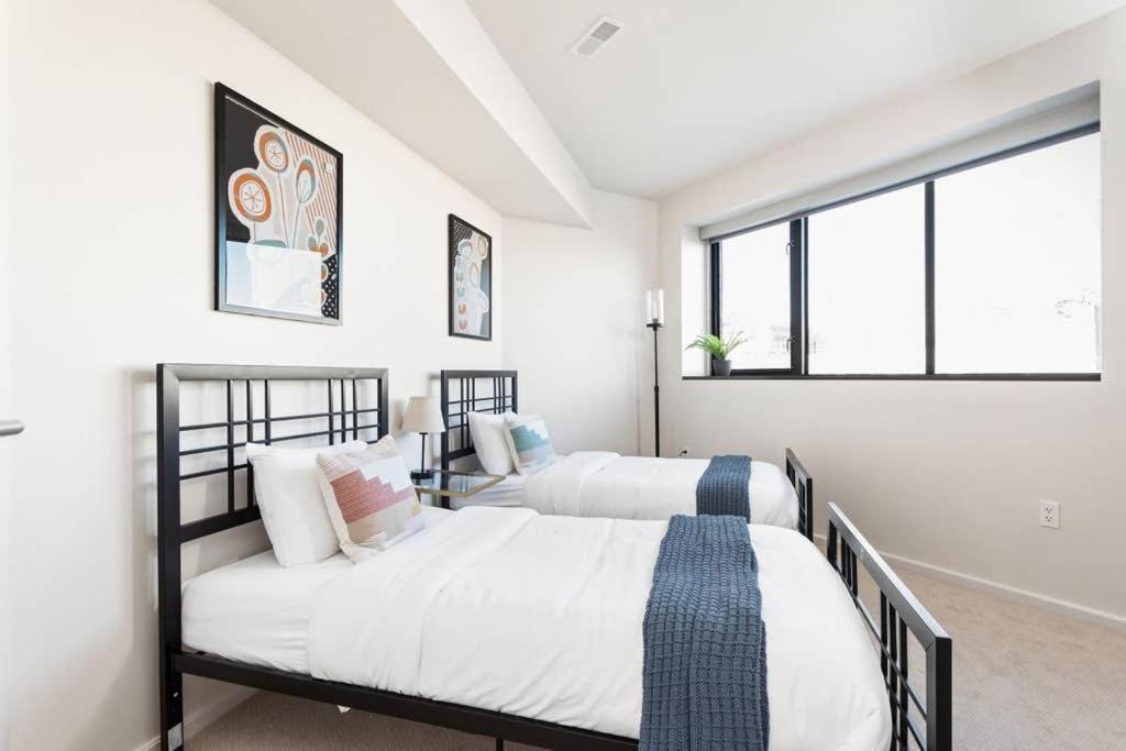 Upscale 3Br Penthouse By Cozysuites Indianapolis Kültér fotó